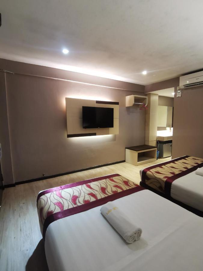 Palace Inn Miri Exteriör bild